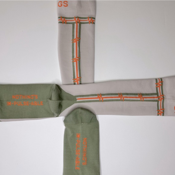 FIGS New NOTHINGS IM-PULSE-ABLE Compression Socks Large Creme Green Neon Orange - Picture 4 of 4